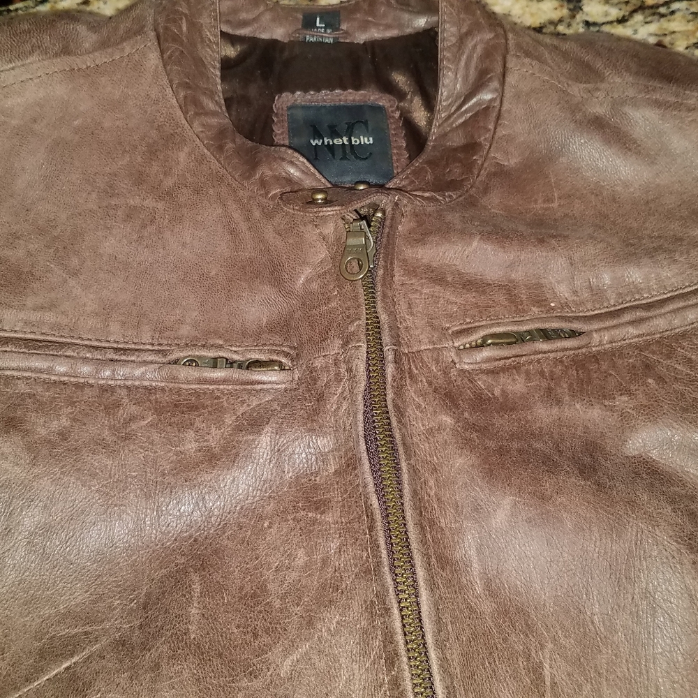 Ladie's brown leather jacket